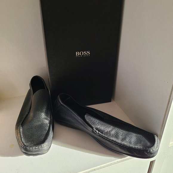 Men NWOT Hugo Boss Slipon Loafer moccasins - Picture 1 of 4